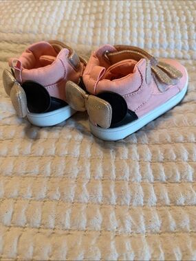 GAP Pink Canvas Kids Sneakers with Minnie bows